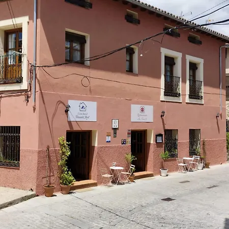 Parada Real Cr-cc-00258 Hotel 2*